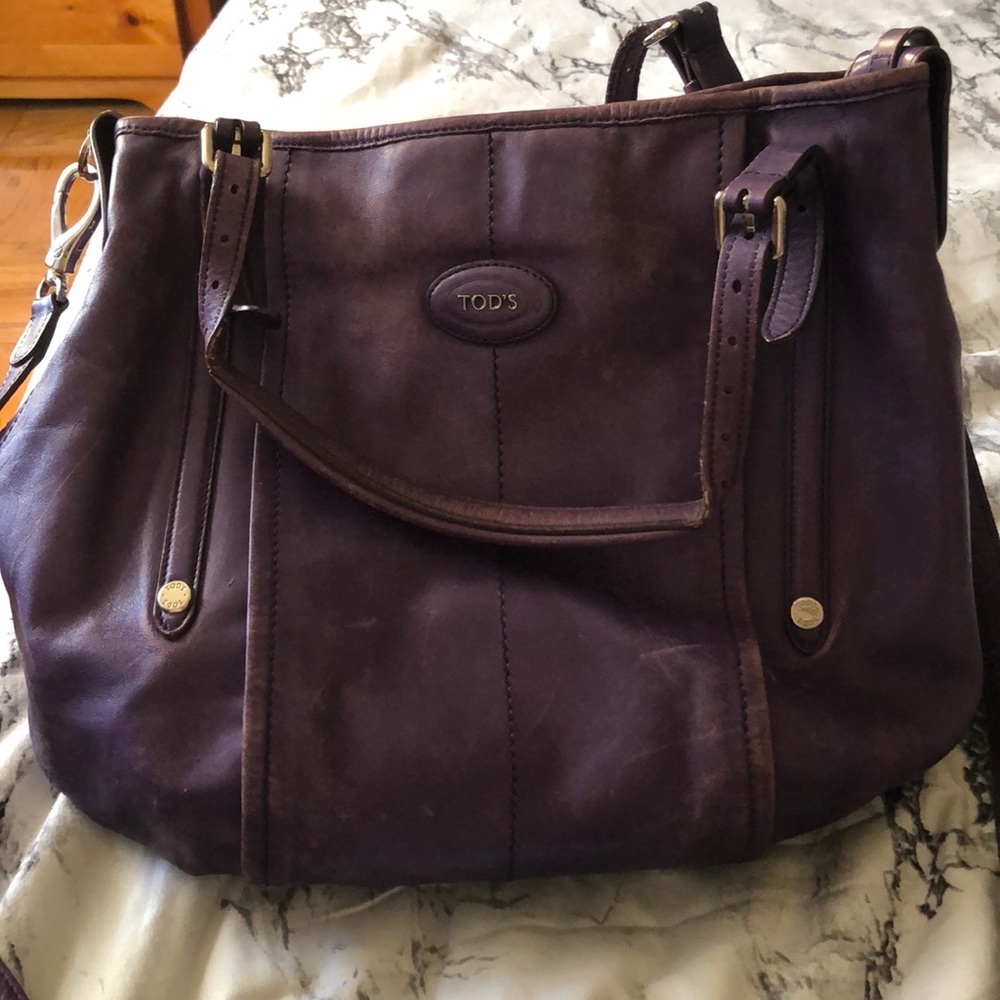 Tod’s G-bag in dark purple